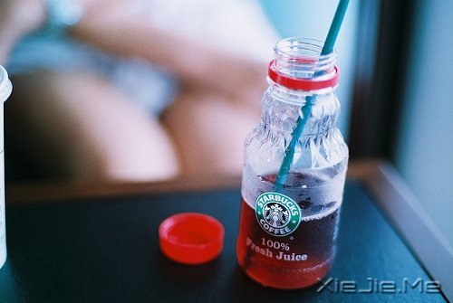 晚安心语：成熟的一面是给外人看的，幼稚的一面是给爱人看的 (4)